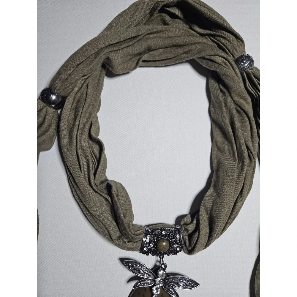 Vintage Boho Olive Green Scarf Necklace Rhinestone Dragonfly Stone Pendant Y2K